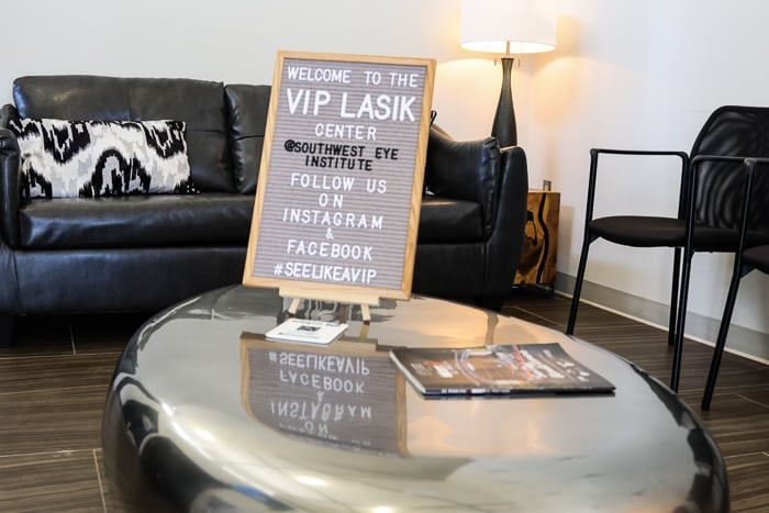Main entrance to Resler's LASIK Center.