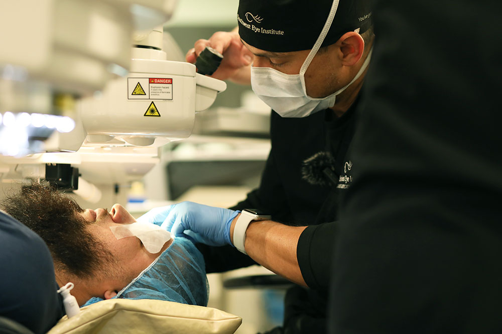 DLT explains what to expect after PRK surgery.