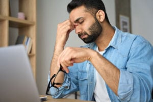 Eye twitching from fatigue and stress during long computer work—common trigger for eyelid myokymia